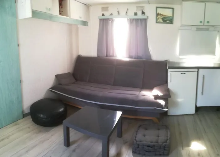 Confort Avec Acces Direct A La