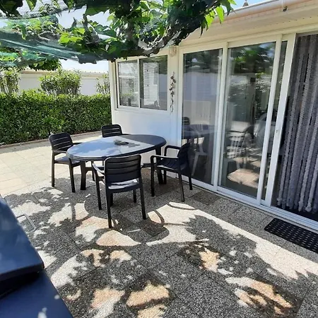 Confort Avec Acces Direct A La