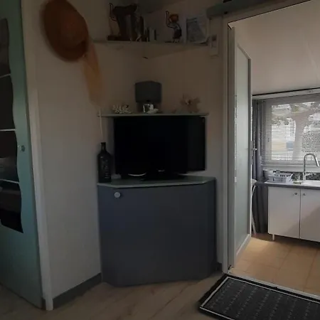 Campeggio Confort Avec Accès Direct à La *